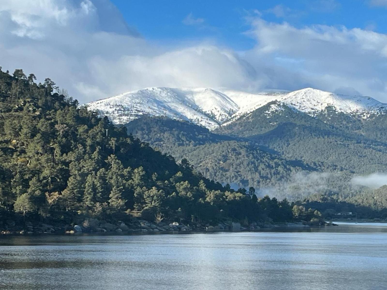 El Rincon De Gredos Pensionat Navaluenga Eksteriør billede